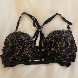 32C Victoria Secret bra